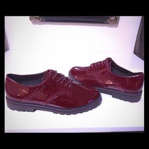 NWOB NINE WEST Patent Leather Oxford